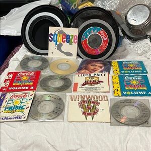 Black Portable Minidisc Player with Round Carry Case and Discs